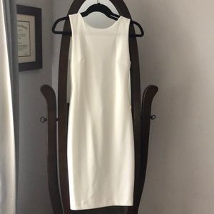 White bodycon dress